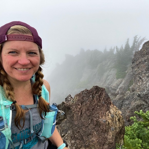 Meet your Posher, Lori - Picture 9 of 12